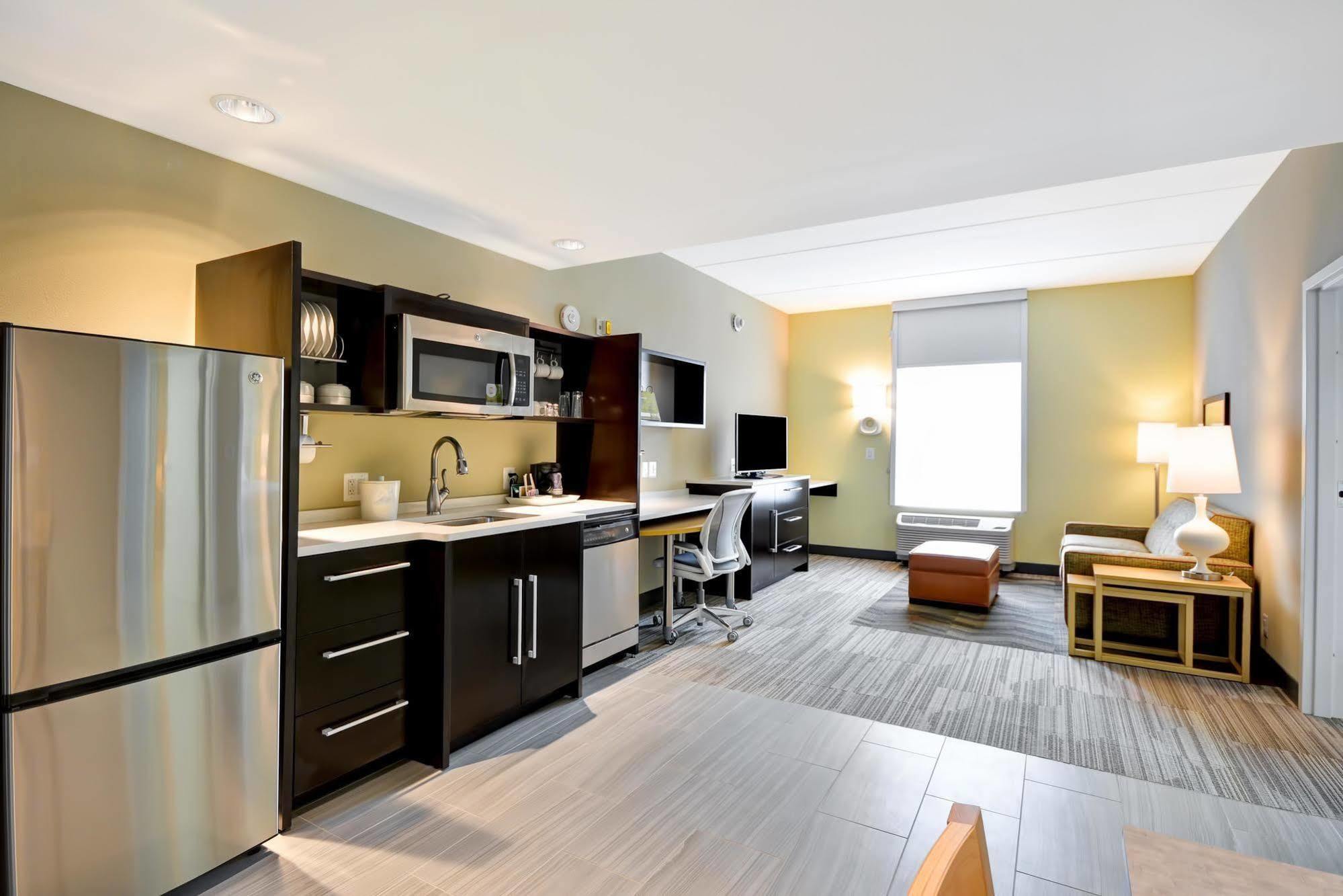 Home2 Suites By Hilton Charles Town Kültér fotó